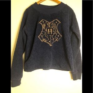 Hog warts girl’s pajama top